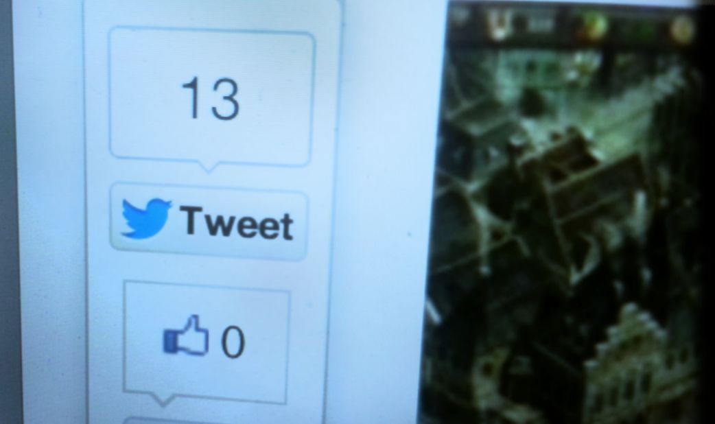 Poll - Floating Media Buttons - Convenient or Annoying?