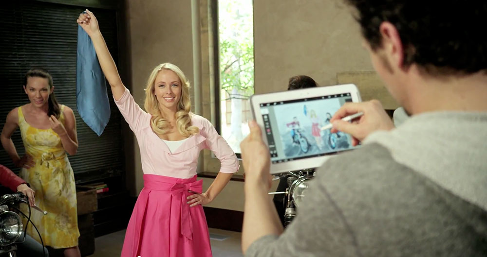 James Franco Enjoys Photoshop Touch on the Galaxy Note 10.1